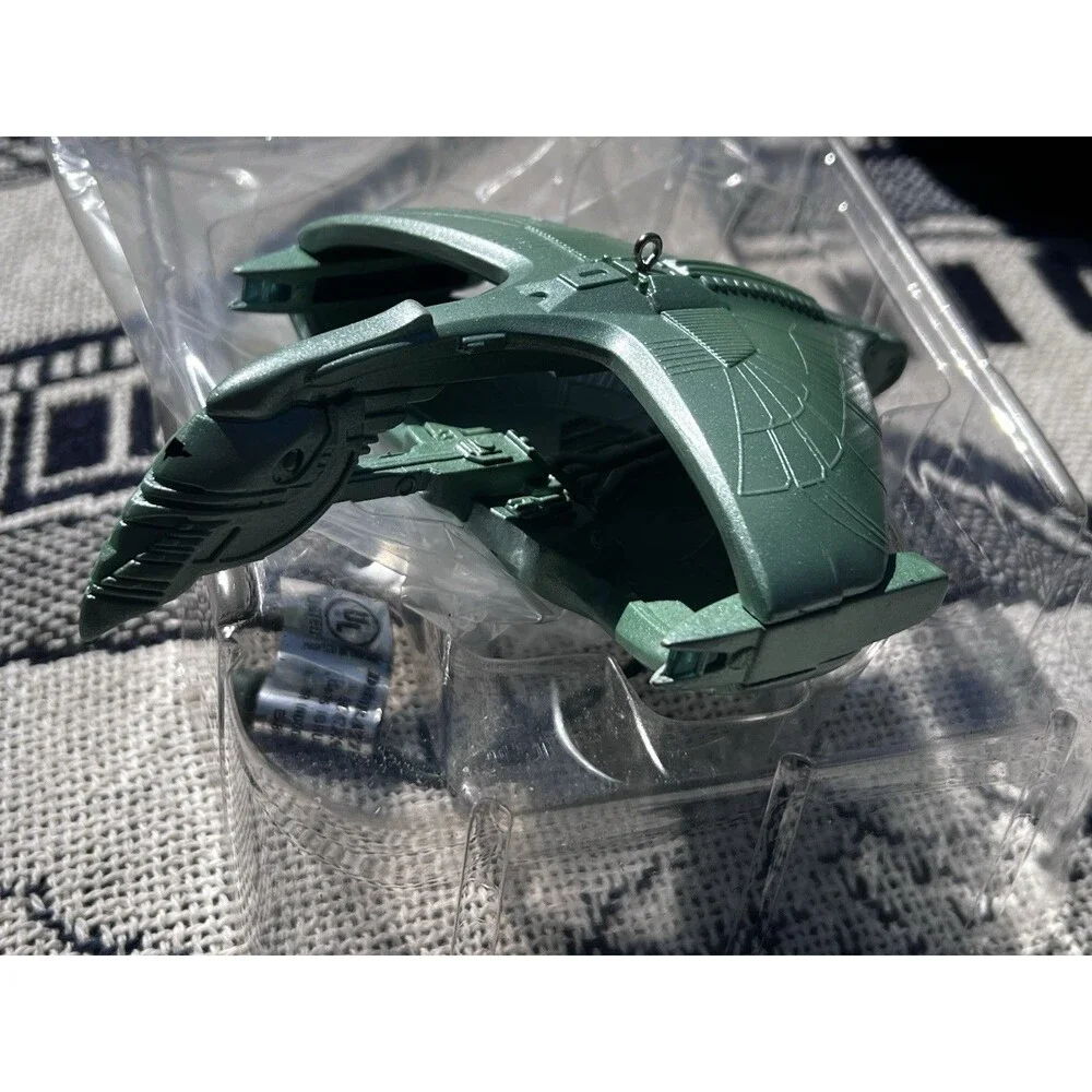 Hallmark 1995 Star Trek Keepsake Ornament - Romullan Warbirdl Green Lights